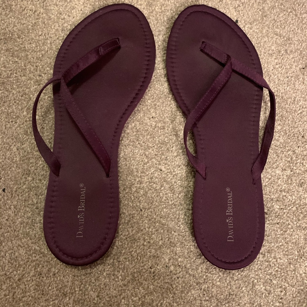David’s bridal formal flip flops